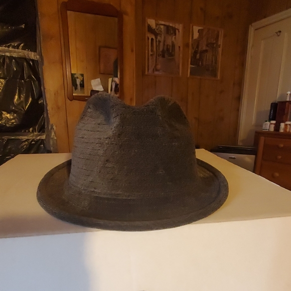 Hat/ doria - Picture 2 of 3